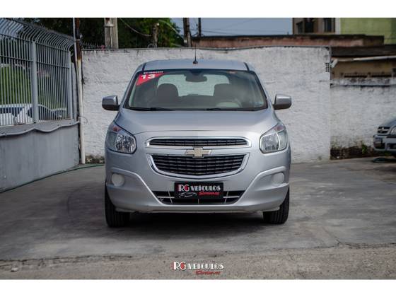 CHEVROLET SPIN 1.8 LT 8V FLEX 4P MANUAL CHEVROLET SPIN 1.8 LT 8V FLEX 4P MANUAL